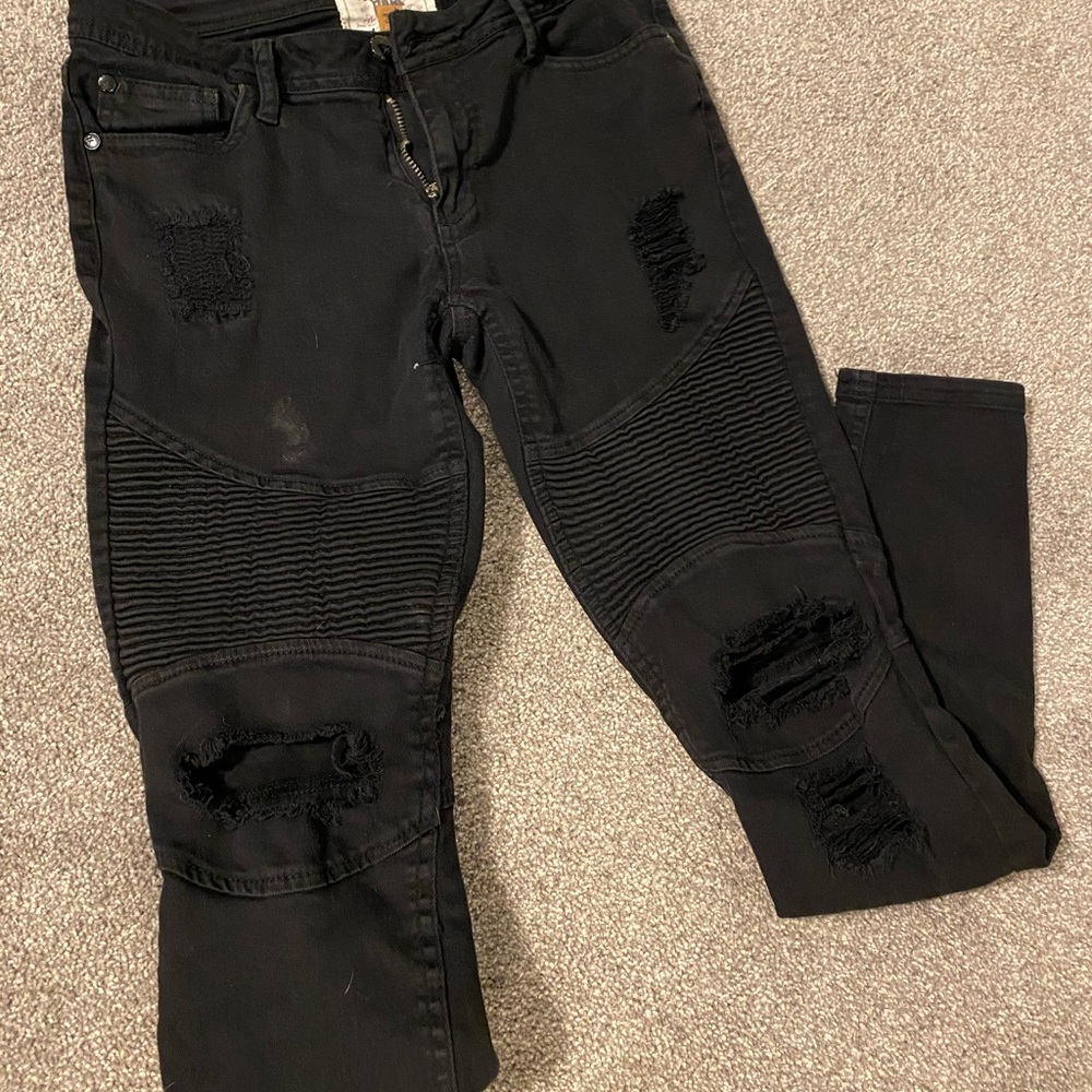 Ripped black jeans